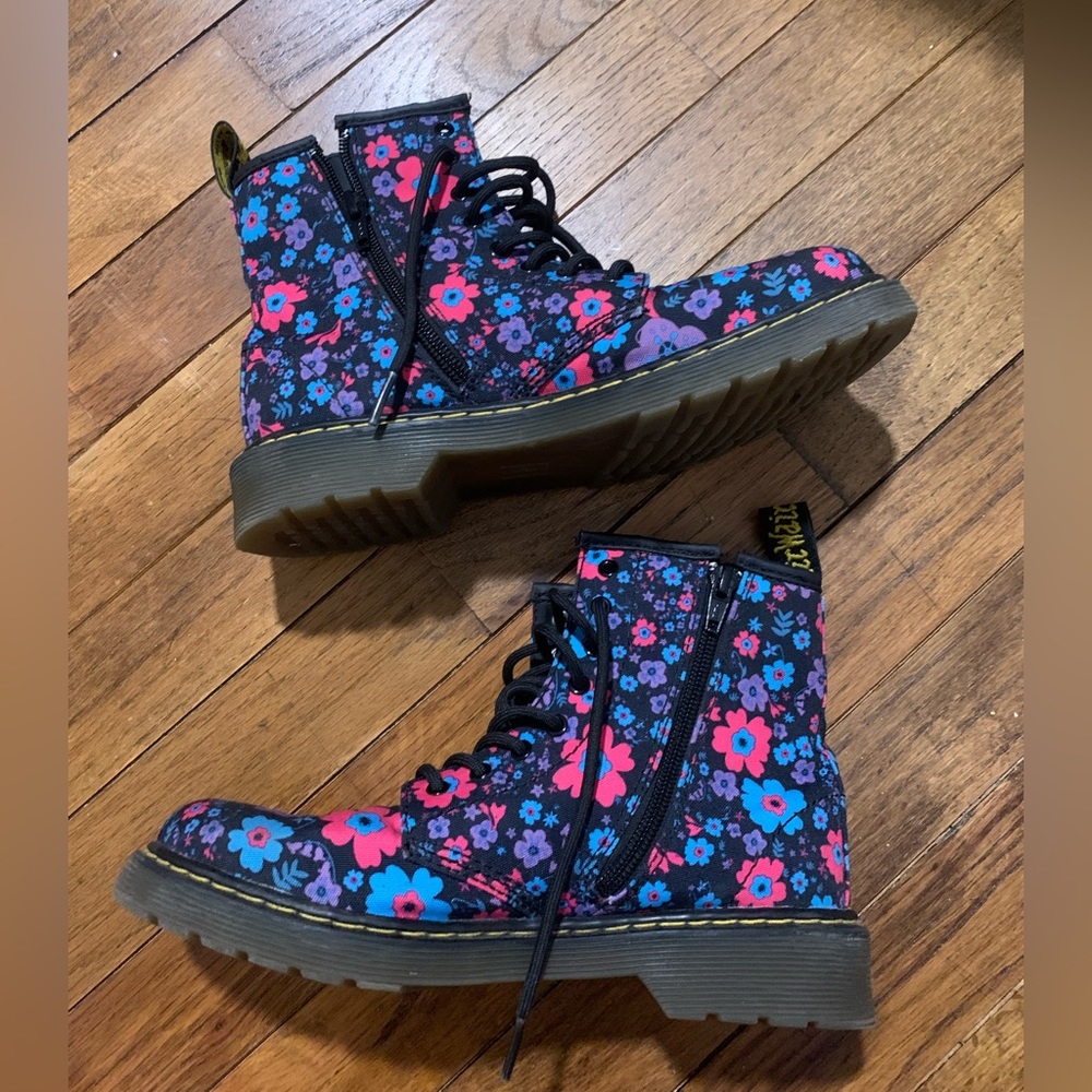 Dr Martens Women's Floral Leather Lace Up Boots